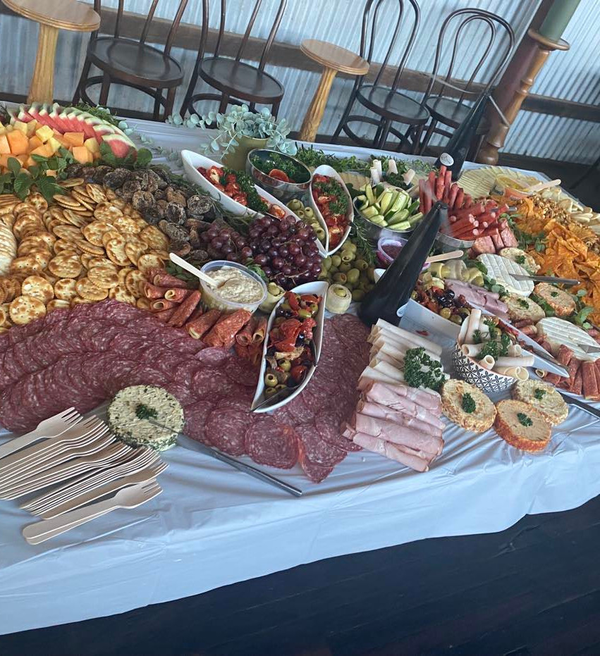 received_1857843254650574 1